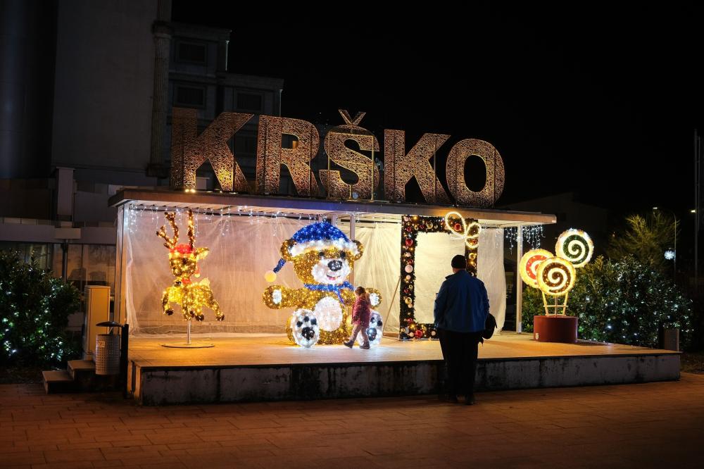 PRIŽIG PRAZNIČNIH LUČI KRŠKO