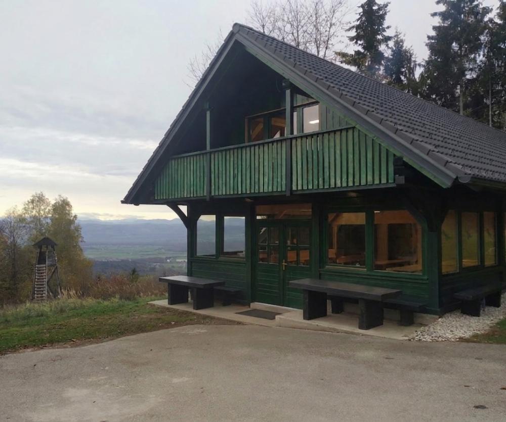 SREČANJE KRAJANOV PRI BIVAKU